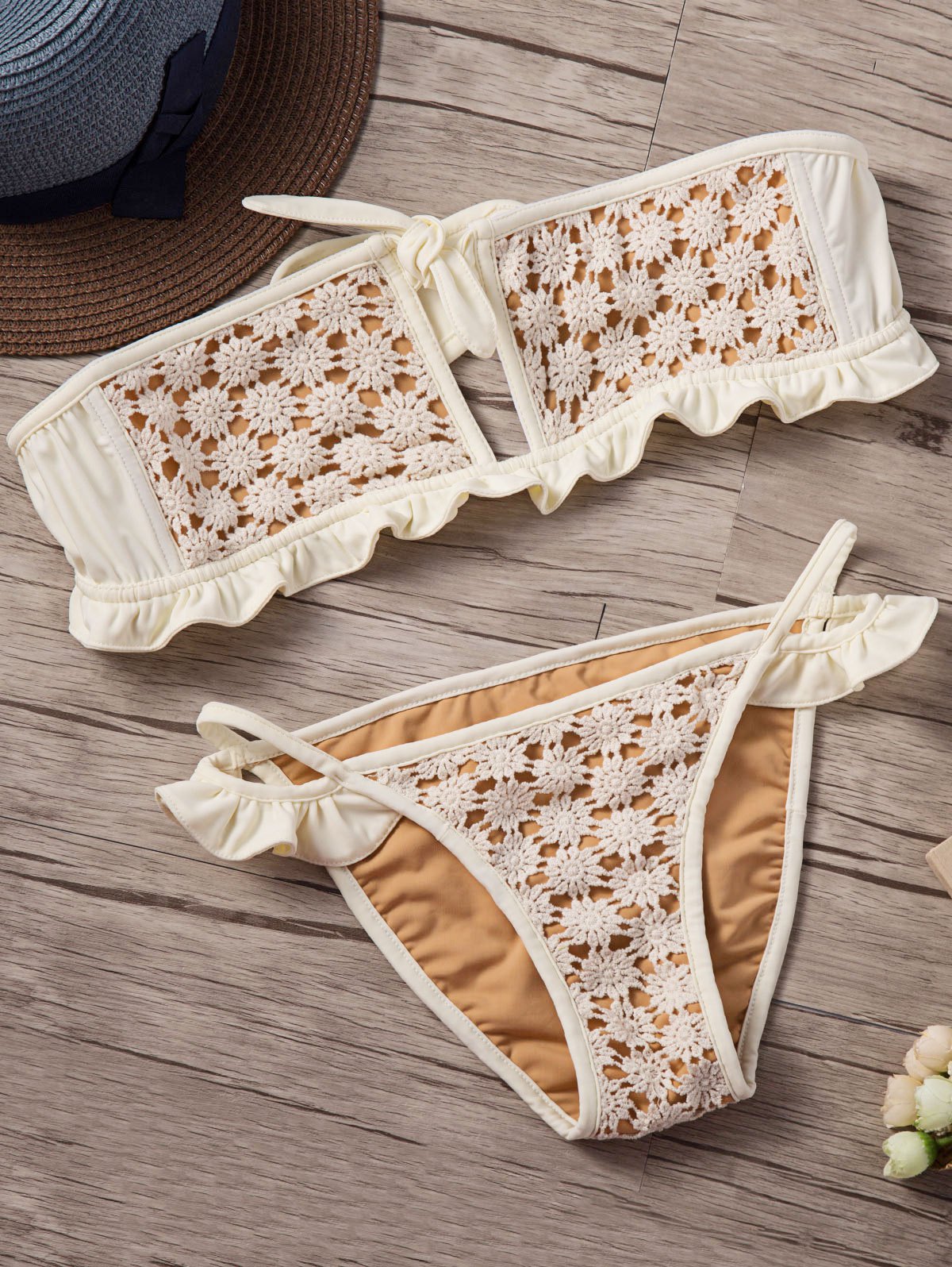 crochet bandeau bikini