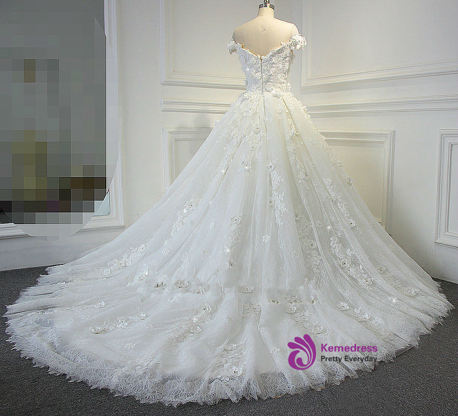 Amazing Beautiful Flowers Handmade Wedding Dress With Off